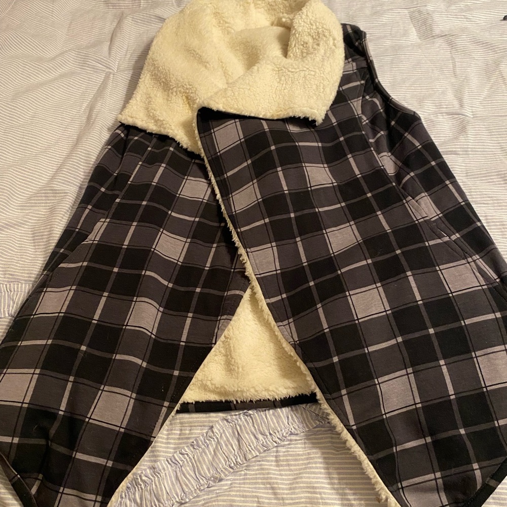 Matilda Jane reversible vest size medium